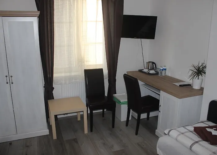 Vesely Hotel Zelezny Brod